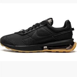 Men’s Nike Air Max Pre Day sz 6 - Black Gum